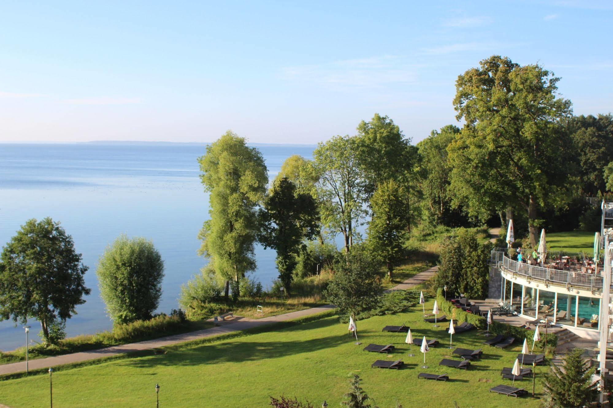 Seehotel Schloss Klink Dış mekan fotoğraf