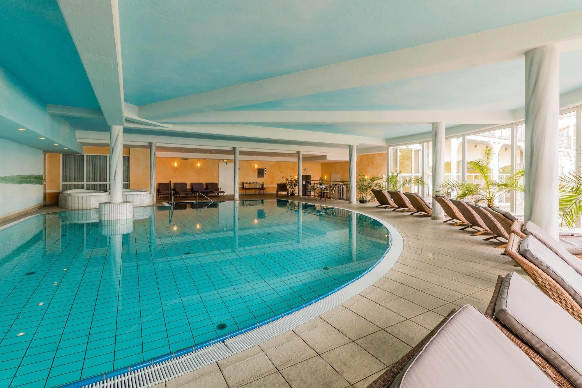 Seehotel Schloss Klink Dış mekan fotoğraf